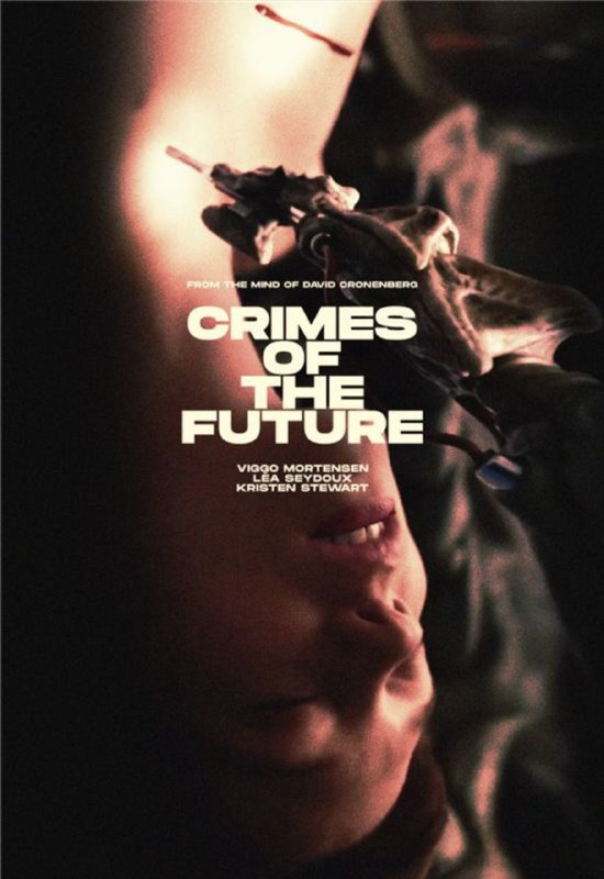 名称：未来罪行 4K(2160P)描述：Crimes of the Future影片年代：2022影片产地：加拿大、法国、希腊、英国对白语言：英语影片字幕：中字外挂字幕电影简介：深入探索不远的未来，人类正在学习适应其合成环境，这种进化使人类超越自然状态，开始变形，改变他们的生物构成