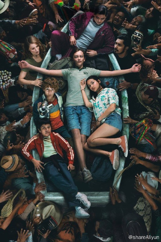 名称：天选之人 El elegido（2023）描述：生活在南下加利福尼亚州的 12 岁男孩裘迪发现自己拥有如同耶稣一般的能力