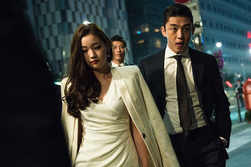 名称：【内嵌特效字幕电影系列】13.老手.2015.H264.1080P.韩语.简中特效字幕描述：黄政民那凸凹不平的脸跟这个糙汉子警察角色很契合，游刃有余的演技和幽默的小细节和刘亚仁演的残暴得让人不寒而栗的一个天生恶魔，双方互飙演技，让人血脉贲张，2小时全程无尿点，呈现社会问题、给出三观正的想象性解决，也许是商业电影给人最大抚慰吧