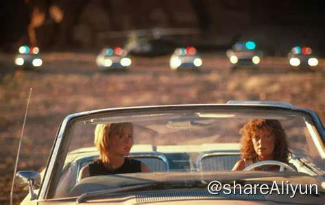 名称：M-末路狂花 蓝光原盘REMUX [国英双语] [内封简英双字]描述：《末路狂花》是由雷德利·斯科特执导，苏珊·萨兰登、吉娜·戴维斯主演的公路冒险电影