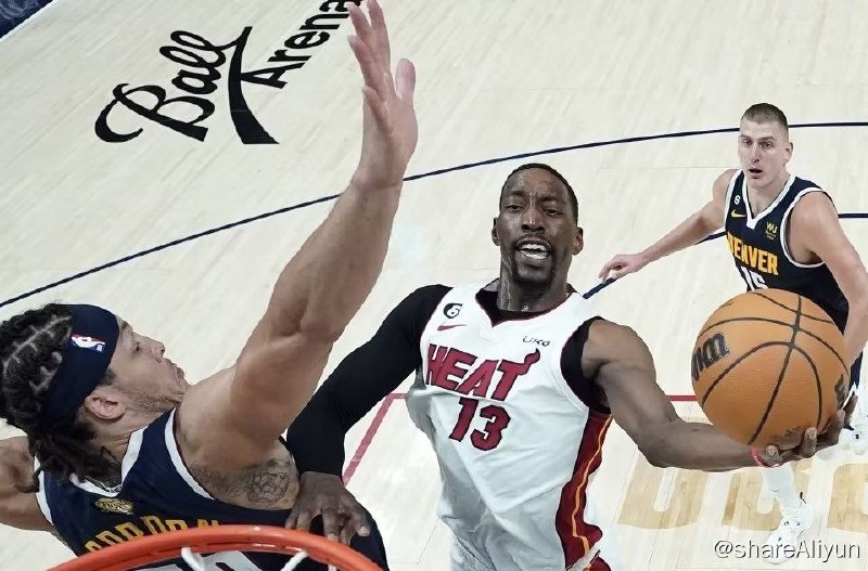 名称：0605总决赛热火vs掘金 G2描述：美国职业篮球联赛（National Basketball Association），简称美职篮（NBA），是由北美30支职业球队组成的男子职业篮球联盟，是美国四大职业体育联盟之一