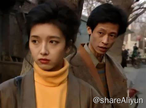 名称：过把瘾 (1994)描述：《过把瘾》是由王朔《过把瘾就死》、《永失我爱》、《无人喝彩》等三部小说改编，赵宝刚执导，李晓明、黑子编剧，王志文、江珊主演的一部八集电视连续剧