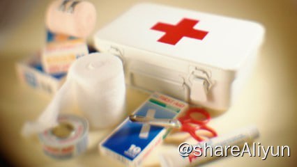 名称：急救常识 - 武汉大学描述：急救常识，属于科学文化素质教育类课程，课程目标主要培养社会公众急救理念、急救常识，具备一定的急救知识、能力，围绕现代社会目前所能遇见的各类急救事件、急救环境而开展的一项普及急救知识的课程，其核心是有效提高公众的急救理念和急救技能