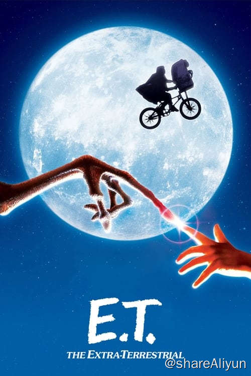 名称：E.T.外星人 (1982) 4K REMUX 外挂中字描述：小埃利奥特发现一个意外走失的小外星人，他悄悄的收留了小外星人，并把他介绍给自己的哥哥和妹妹