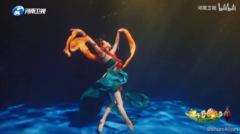 名称：端午奇妙游《唐宫夜宴》描述：资源简介：本次节目从传统文化入手，以全新的艺术形式为观众展现出中国传统节日的文化内涵