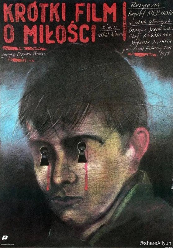 名称：爱情短片 1988 克日什托夫·基耶斯洛夫斯描述：影片讲述男孩汤马克用天文望远镜偷窥住在对面公寓大厦的女人玛格达，不知不觉中迷恋上她的故事