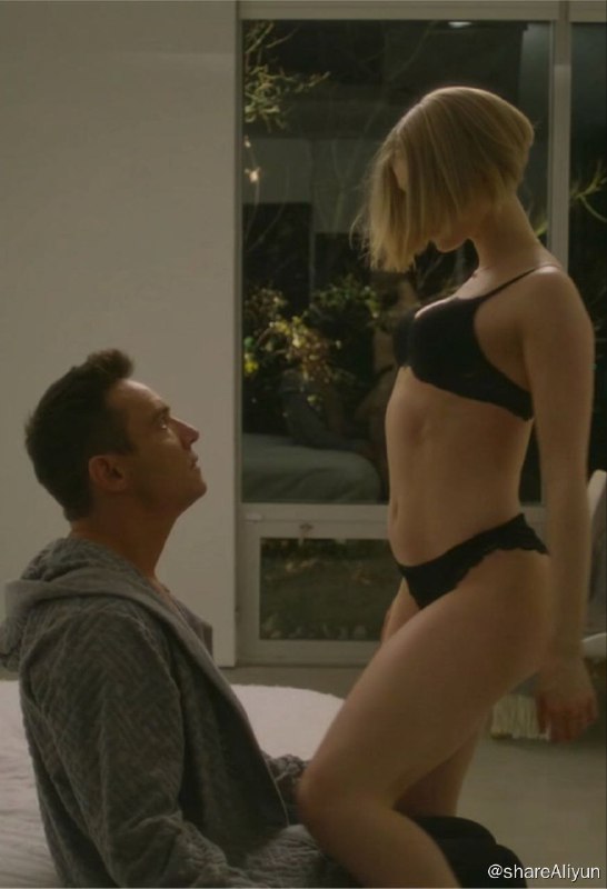 名称：仿生人妻子 (2022) SDR 中英外挂字幕描述：逼真的仿生人美女，那身材，满足男人们的想象，还能满足男人的需求