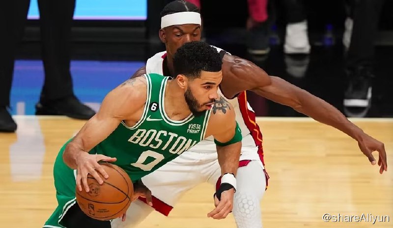 名称：2023.5.24 NBA 季后赛录像回放热火 VS 凯尔特人 G4描述：美国职业篮球联赛（National Basketball Association），简称美职篮（NBA），是由北美30支职业球队组成的男子职业篮球联盟，是美国四大职业体育联盟之一