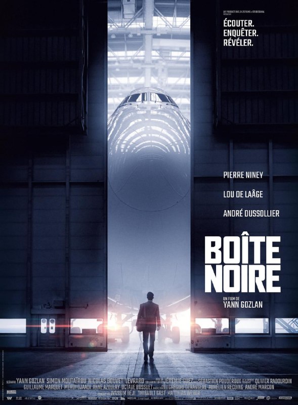 名称：黑匣子 Boîte noire (2020)描述：马蒂厄是一位年轻有为的黑匣子分析师，他的任务是解决一架全新飞机致命坠机背后的原因
