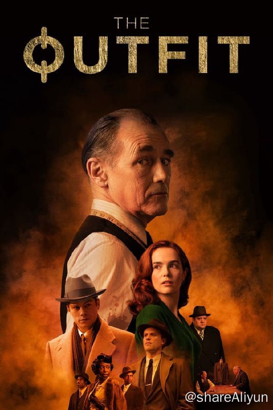 名称：套装(2022) 4K REMUX 外挂中字描述：雷纳德（马克·里朗斯 Mark Rylance 饰）是一位手艺精湛的裁缝，一场火灾之后，他离开了伦敦，来到芝加哥，在这里经营着一间属于自己的裁缝店
