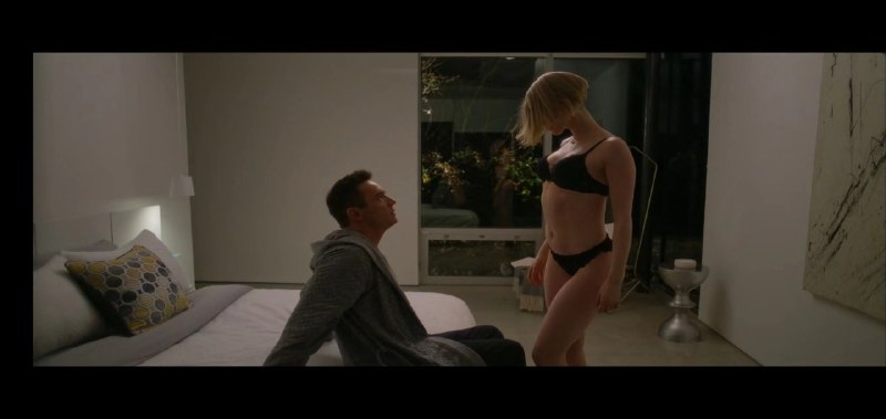 名称：大尺度美剧《大学女生的性福生活》第一季全 豆瓣评分8.2描述：剧集简介讲述几个出身、个性各不相同的女孩在成为埃塞克斯大学一年级新生后，在感情生活(尤其是性体验探讨)方面发生的各种状况