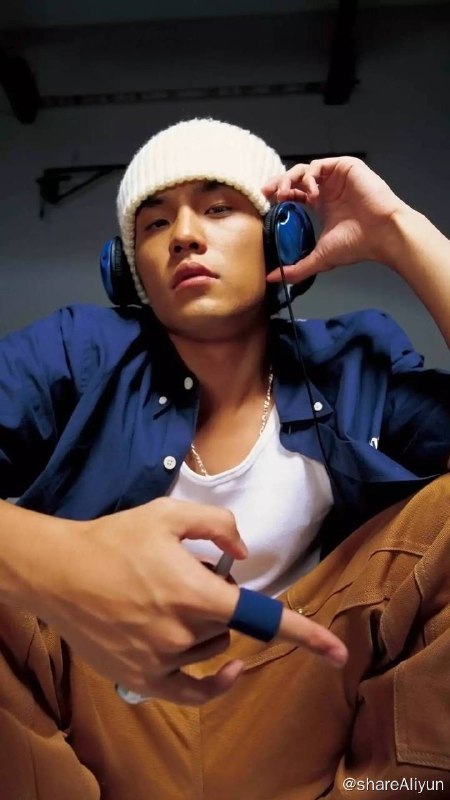 名称：周杰伦【高清修复MV】描述：周杰伦【高清修复MV】所有专辑高清修复链接：