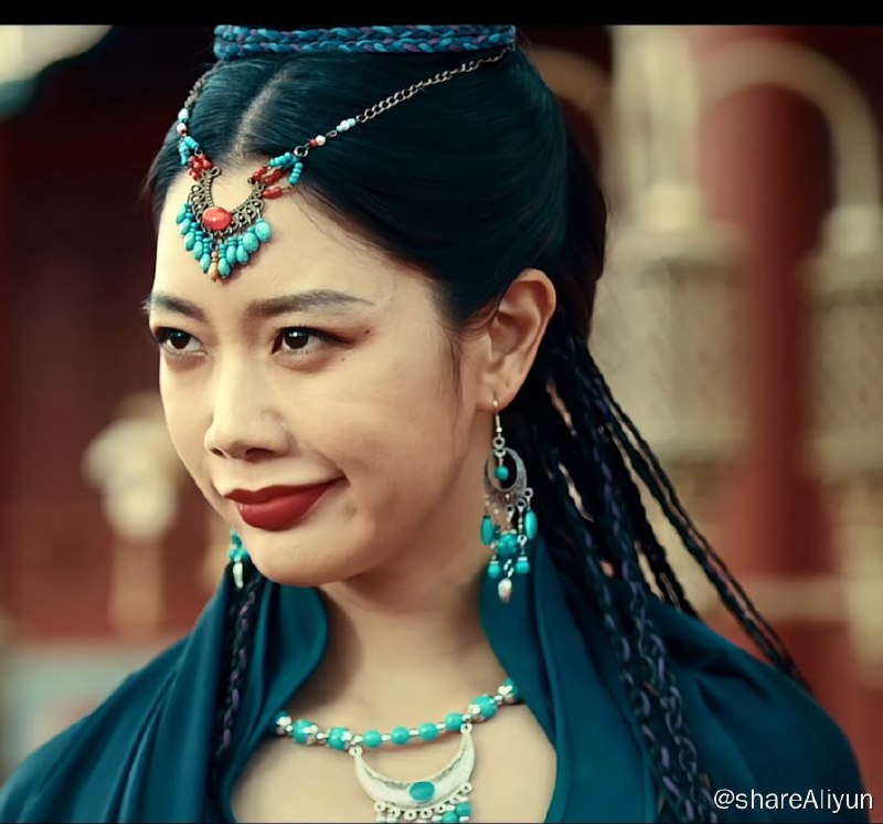 名称：护国密探 4K60FPS&4K_TV高码描述：明末皇帝昏聩，庆王内外勾结密谋造反，护国密探罗冰拿到了关键证据被劫杀，身负重伤被梅香梅有凌母子所救