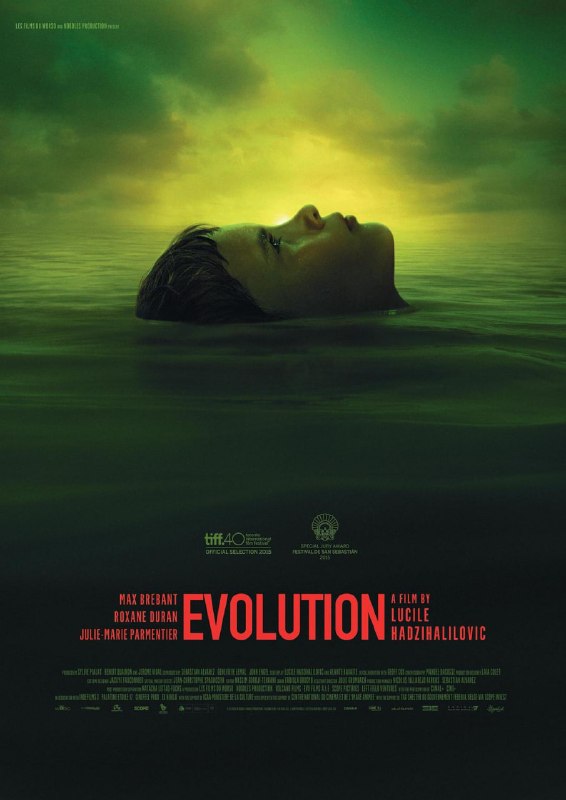 名称：进化岛 Évolution (2015)描述：在孤绝的海岛之上，一个只有女人和男孩的隔离群体，高处的医院监视着他们的一举一动